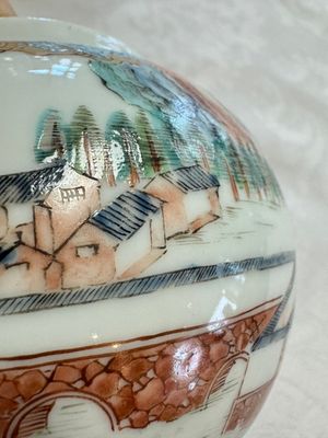 A fine Chinese famille rose 'Mountainous Landscape' teapot, Yongzheng — photo 17