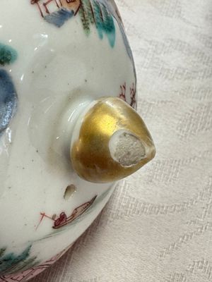 A fine Chinese famille rose 'Mountainous Landscape' teapot, Yongzheng — photo 20