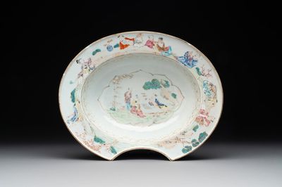 A fine Chinese famille rose oval 'go players' shaving bowl, Qianlong