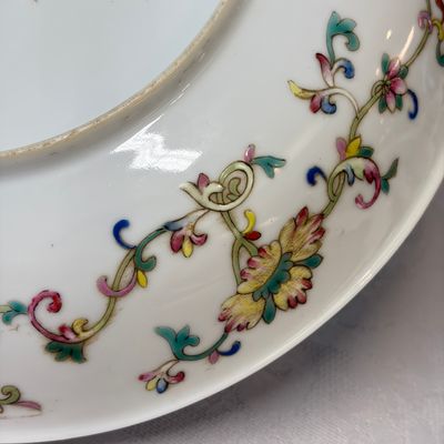 A fine Chinese famille rose 'Pair of Birds among Flowering Branches' plate — 照片 13