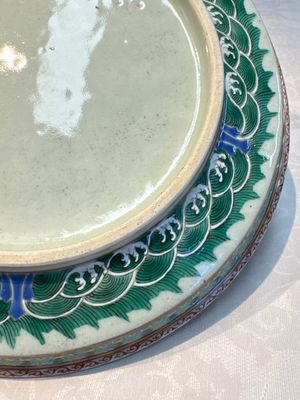 A fine Chinese famille rose pale celadon-ground 'phoenixes' dish with a reticulated rim, Qianlong — photo 13