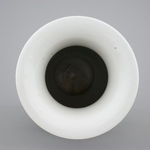 A fine Chinese famille rose porcelain vase, Jingdezhen, 20th C. — photo 5