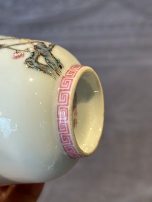 A fine Chinese famille rose 'prunus and magpie' cup, Qing Shen Xuan 清慎軒 mark, 19th C. — photo 8