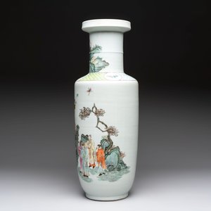 A fine Chinese famille rose 'Qi Guan Xun Mu 棄官尋母' rouleau vase, Qianlong mark, 19th C. — foto 2