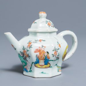 A fine Chinese famille rose 'Romance of the Western Chamber' teapot and cover, Yongzheng — photo 1