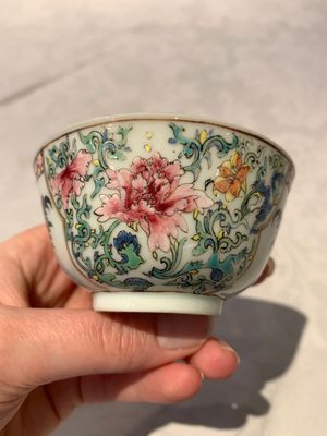 A fine Chinese famille rose 'rooster' cup and saucer, Yongzheng — photo 13