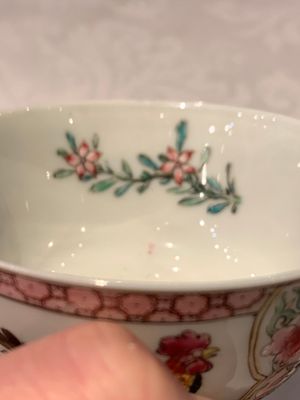 A fine Chinese famille rose 'rooster' cup and saucer, Yongzheng — photo 19