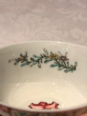 A fine Chinese famille rose 'rooster' cup and saucer, Yongzheng — photo 21