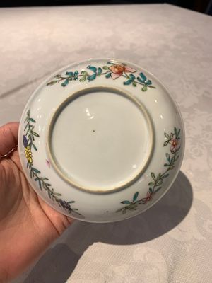 A fine Chinese famille rose 'rooster' cup and saucer, Yongzheng — photo 8