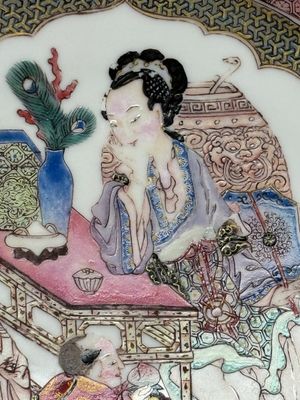 A fine Chinese famille rose ruby-back eggshell plate with a lady and playing boys, Yongzheng — photo 3