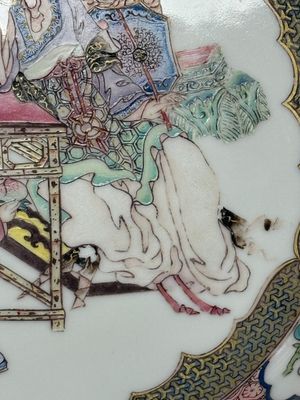 A fine Chinese famille rose ruby-back eggshell plate with a lady and playing boys, Yongzheng — photo 4