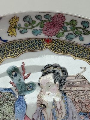 A fine Chinese famille rose ruby-back eggshell plate with a lady and playing boys, Yongzheng — photo 7