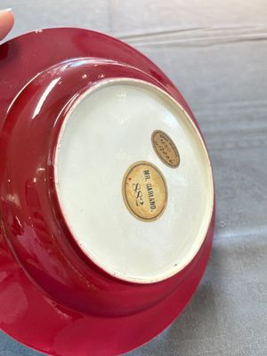 A fine Chinese famille rose ruby-back eggshell plate with a lady and playing boys, Yongzheng — photo 15