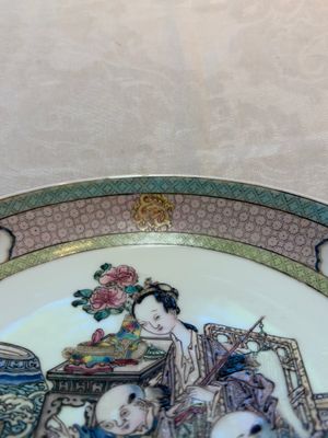 A fine Chinese famille rose ruby-back 'lady and boys' eggshell plate, Yongzheng — photo 6