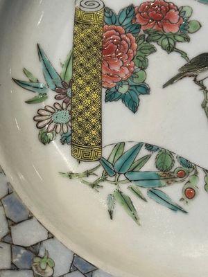 A fine Chinese famille rose 'ruby back' plate with a bird on a blossoming branch, Yongzheng — photo 4