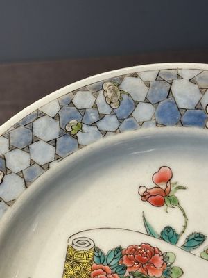 A fine Chinese famille rose 'ruby back' plate with a bird on a blossoming branch, Yongzheng — photo 9