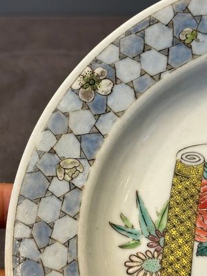 A fine Chinese famille rose 'ruby back' plate with a bird on a blossoming branch, Yongzheng — photo 10