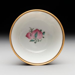 A fine Chinese famille rose 'San Niang Jiao Zi 三娘教子' cup, Yongzheng — photo 5