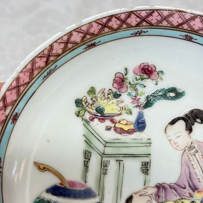 A fine Chinese famille rose 'San Niang Jiao Zi 三娘教子' tea bowl and saucer — 照片 3