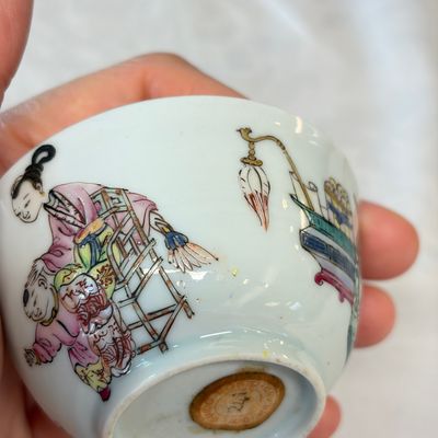A fine Chinese famille rose 'San Niang Jiao Zi 三娘教子' tea bowl and saucer — 照片 23