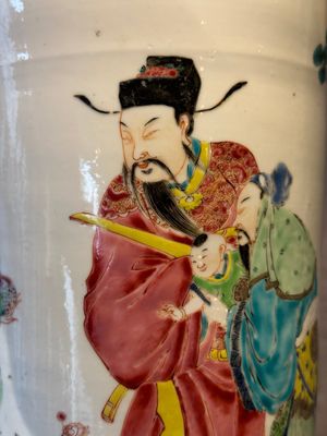 A fine Chinese famille rose 'Sanxing' vase, Yongzheng — foto 10