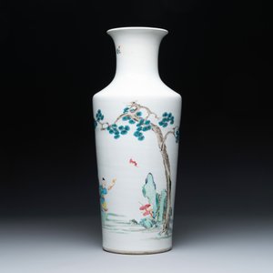 A fine Chinese famille rose 'Sanxing' vase, Yongzheng — foto 3