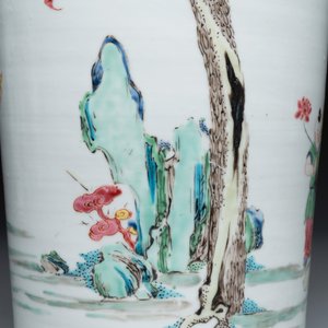 A fine Chinese famille rose 'Sanxing' vase, Yongzheng — foto 9