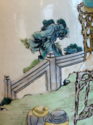 A fine Chinese famille rose 'shouxing' vase, Qianlong mark, Republic — photo 15