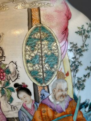 A fine Chinese famille rose 'shouxing' vase, Qianlong mark, Republic — photo 9