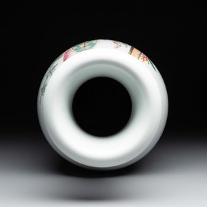 A fine Chinese famille rose 'shouxing' vase, Qianlong mark, Republic — photo 5