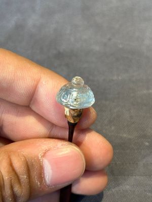 A fine Chinese famille rose snuff bottle with rock crystal stopper, Qianlong mark and of the period — photo 7