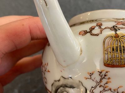 A fine Chinese famille rose teapot and cover, Yongzheng — 照片 10
