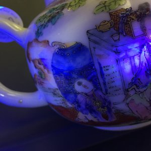 A fine Chinese famille rose teapot on stand with a lady and two boys, Yongzheng — photo 14