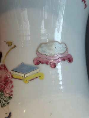 A fine Chinese famille rose vase with figural design, Yongzheng — photo 13