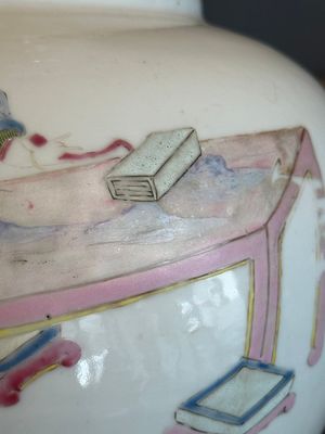 A fine Chinese famille rose vase with figural design, Yongzheng — photo 18
