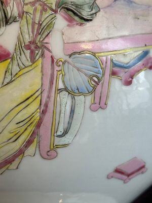 A fine Chinese famille rose vase with figural design, Yongzheng — photo 20