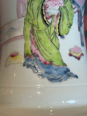 A fine Chinese famille rose vase with figural design, Yongzheng — photo 10
