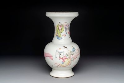 A fine Chinese famille rose vase with figural design, Yongzheng