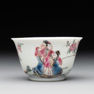 A fine Chinese famille rose 'Xi Xiang Ji' cup and saucer, Yongzheng — photo 4