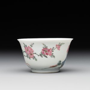 A fine Chinese famille rose 'Xi Xiang Ji' cup and saucer, Yongzheng — photo 7