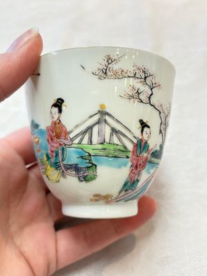 A fine Chinese famille rose 'Xi Xiang Ji' cup, Yongzheng — photo 5