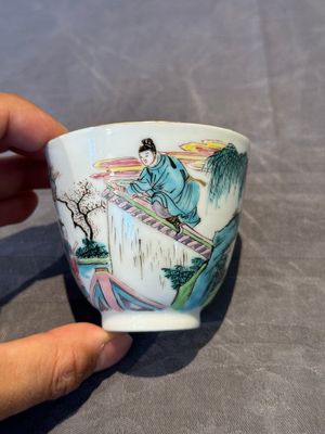 A fine Chinese famille rose 'Xi Xiang Ji' cup, Yongzheng — 照片 1