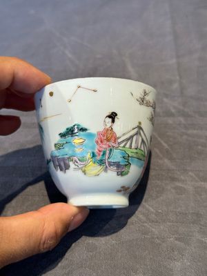 A fine Chinese famille rose 'Xi Xiang Ji' cup, Yongzheng — 照片 3