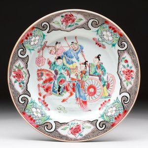 A fine Chinese famille rose 'Xi Xiang Ji' plate, Yongzheng/Qianlong — photo 1