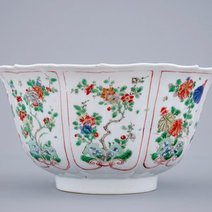 A fine Chinese famille verte bowl with floral design, Kangxi — 照片 4