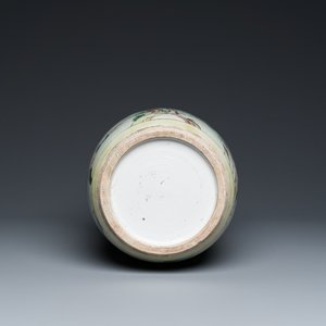 A fine Chinese famille verte rouleau 'rice production' vase, 19th C. — 照片 6