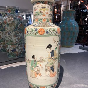 A fine Chinese famille verte rouleau vase, Kangxi — 照片 35