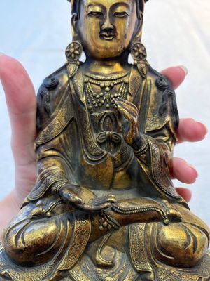 A fine Chinese gilt-bronze Bodhisattva, 18/19th C. — foto 9