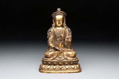 A fine Chinese gilt-bronze Bodhisattva, 18/19th C.