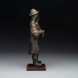A fine Chinese gilt bronze figure of Zhou Cang 周倉, Ming — foto 5